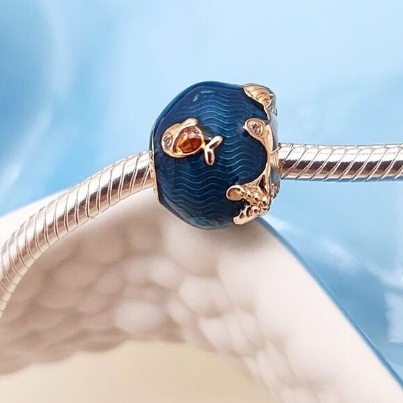Pandora Nemo Charm Shimmering Ocean Waves & Fish - Picture 3 of 4